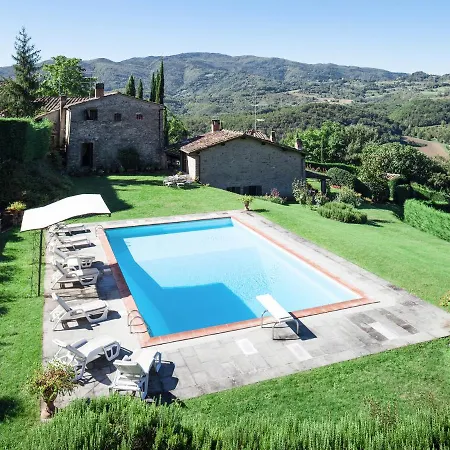 Ricavo Sleeps 10 Pool Wifi וילה Dicomano